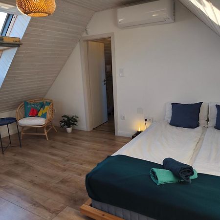 Napraszallas Vendeghaz Balatonakali Exteriör bild