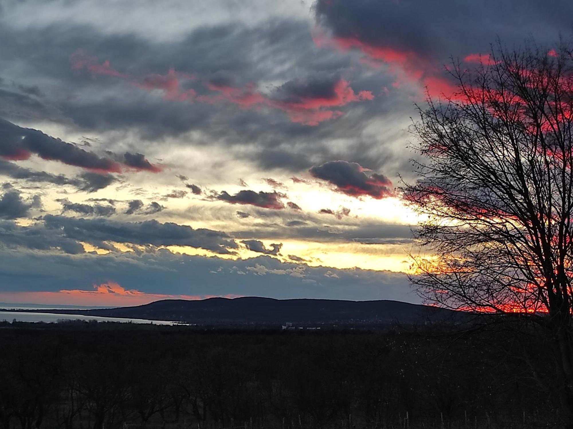 Napraszallas Vendeghaz Balatonakali Exteriör bild