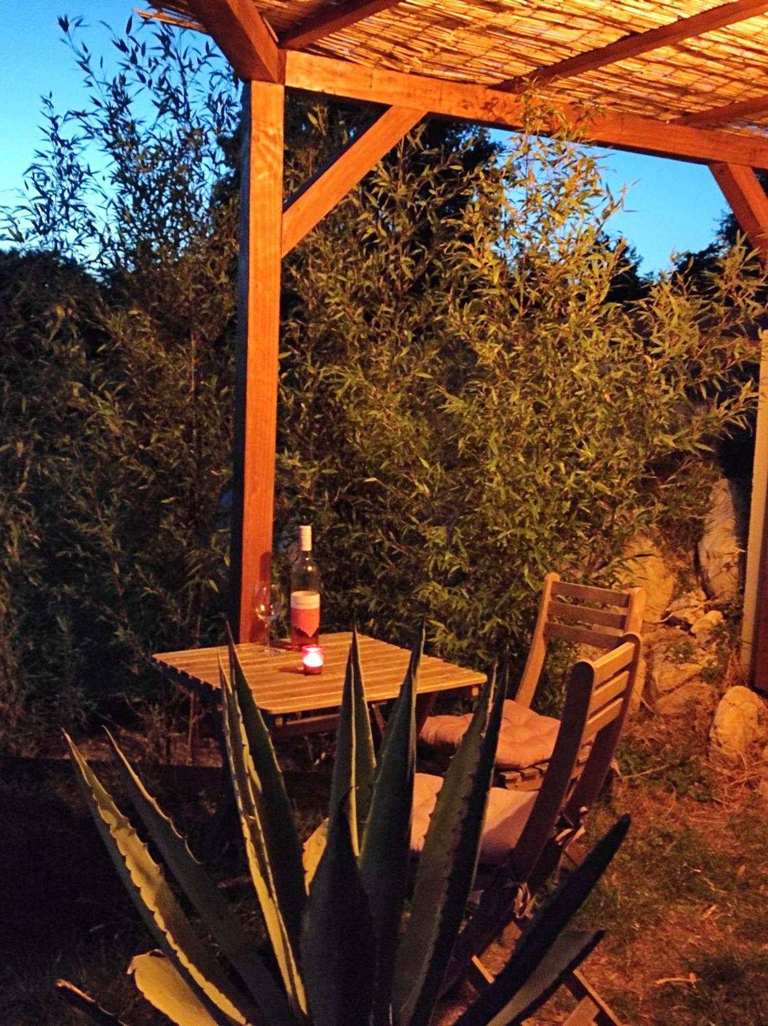 Napraszallas Vendeghaz Balatonakali Exteriör bild